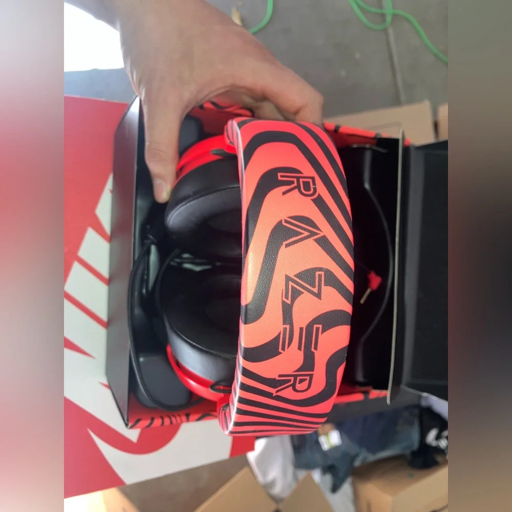 Like New Razer Pewdiepie Limited Edition Kraken Pro Gaming Headset